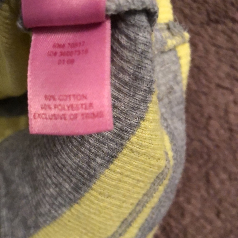 Victoria Secret Pink long sleeve ribbed top - Picture 4 of 5